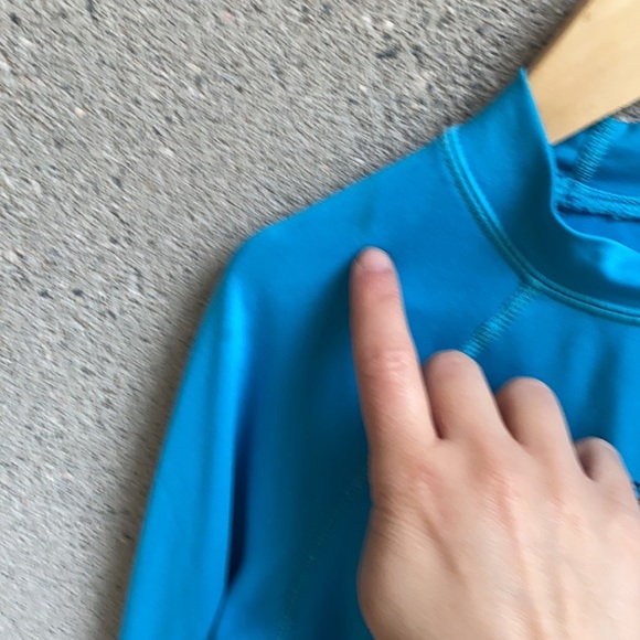 Sz 6 Kids Quiksilver L/S Rashguard UV - Picture 9 of 9